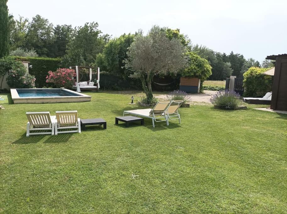 Le Cabanon Tendance Du Luberon Mérindol Esterno foto