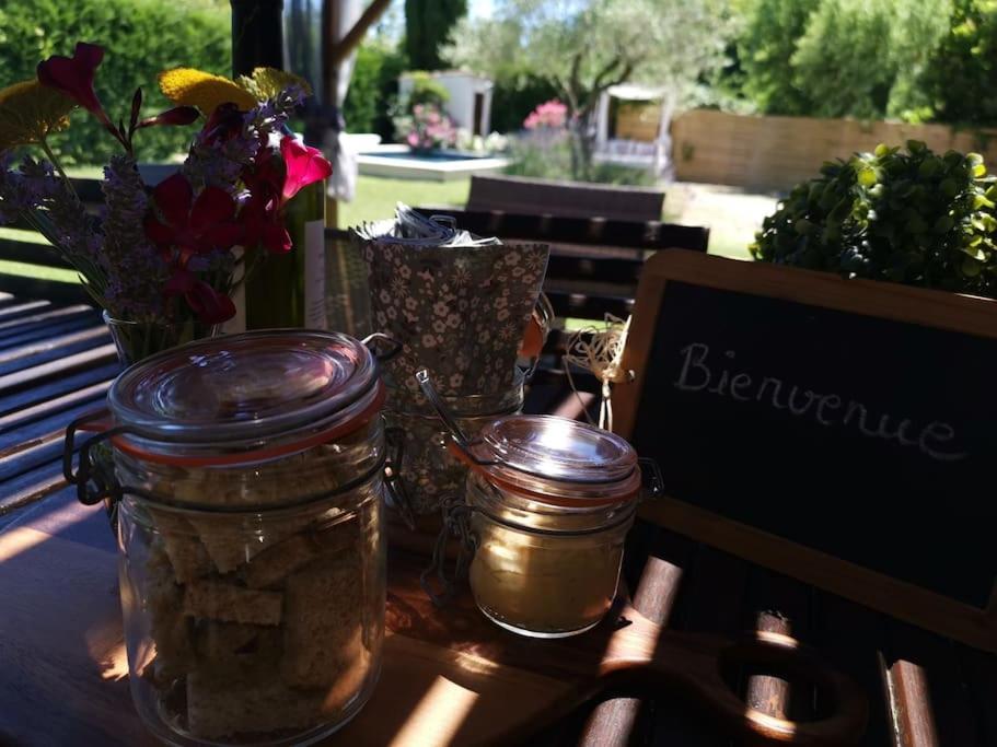 Le Cabanon Tendance Du Luberon Mérindol Esterno foto