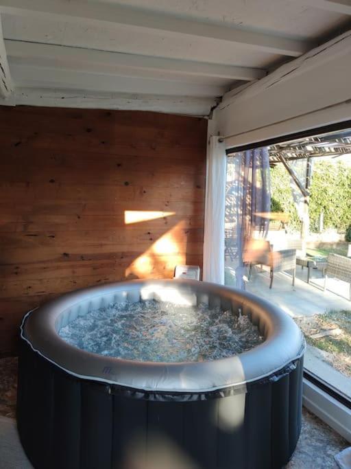 Le Cabanon Tendance Du Luberon Mérindol Esterno foto